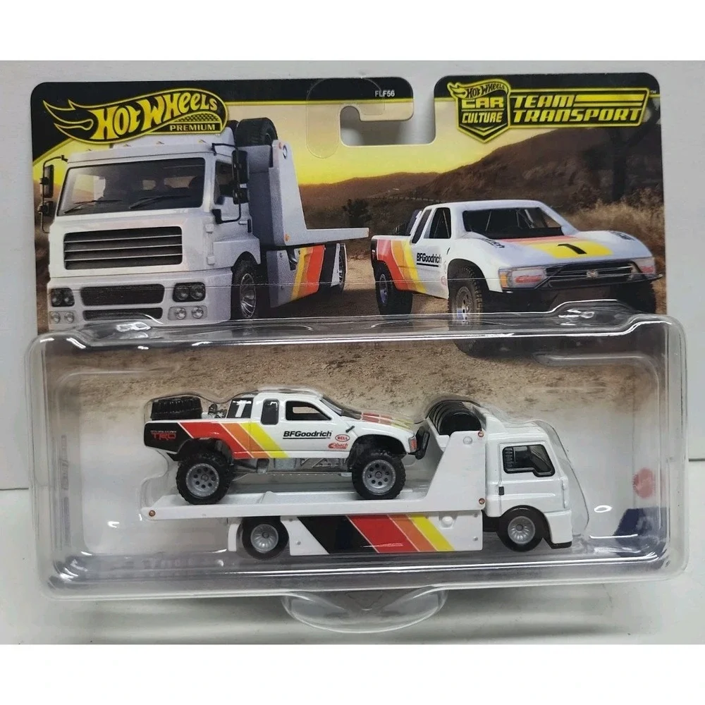 New Toyota Off-Road Truck & Fleet Street * 2024 Hot Wheels Team Transport Toy
